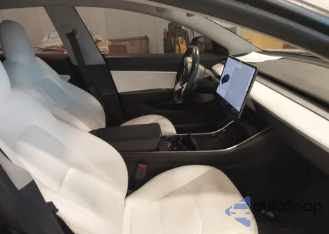 2018 Tesla Model 3 Long Range/Performance from USA, damaged, VIN 5YJ3E1EB6JF097044
